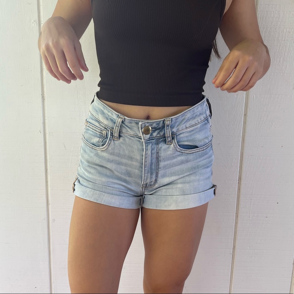American Eagle Shorts - Picture 4 of 5